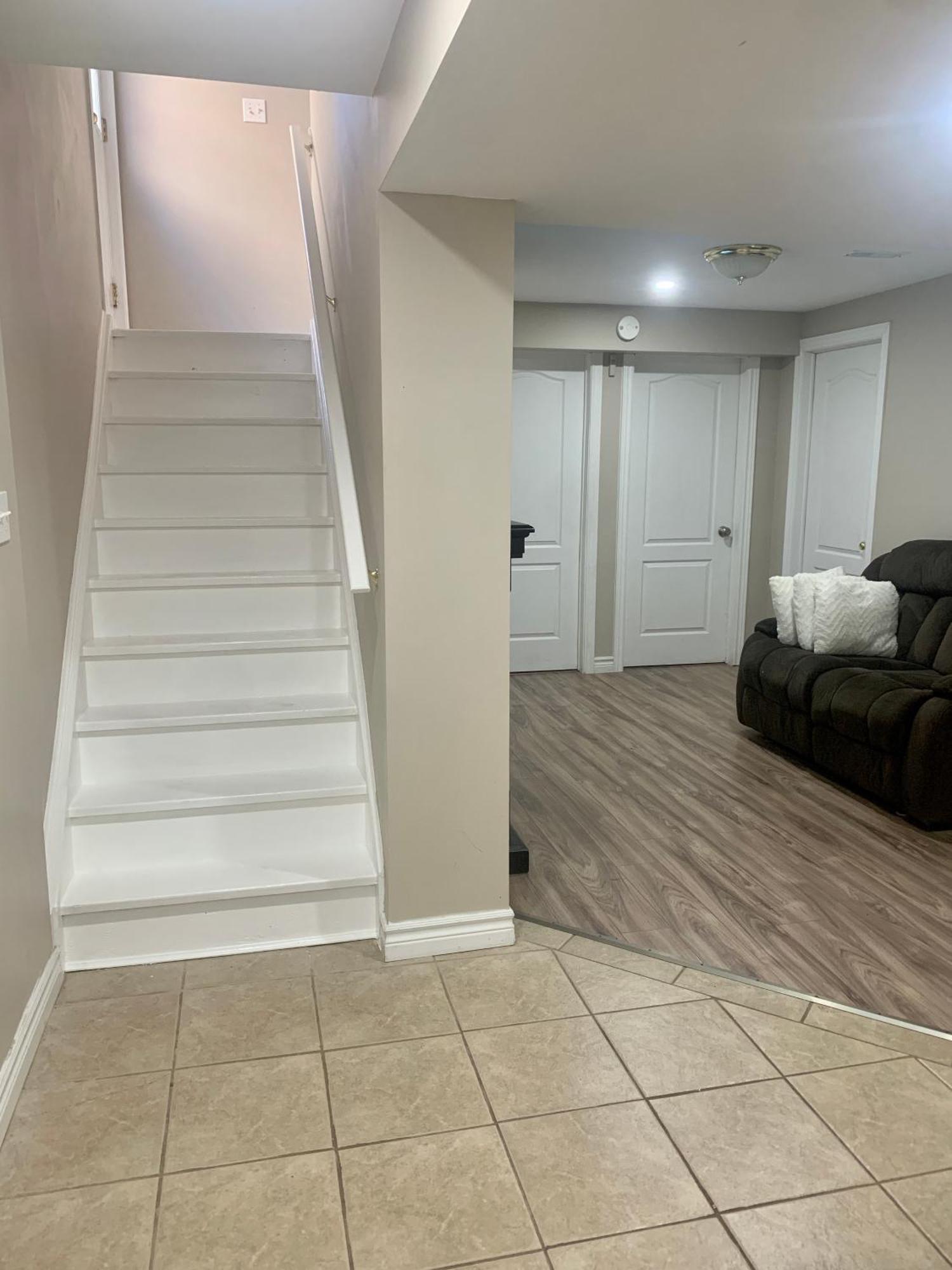 1 Room In A Cozy And Beautiful Basement Guelph Extérieur photo